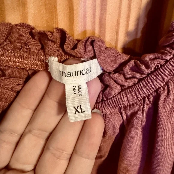 💝 Maurices 3/4 Sleeve Eyelet Blouse in rustic brown, size XL - Picture 5 of 7